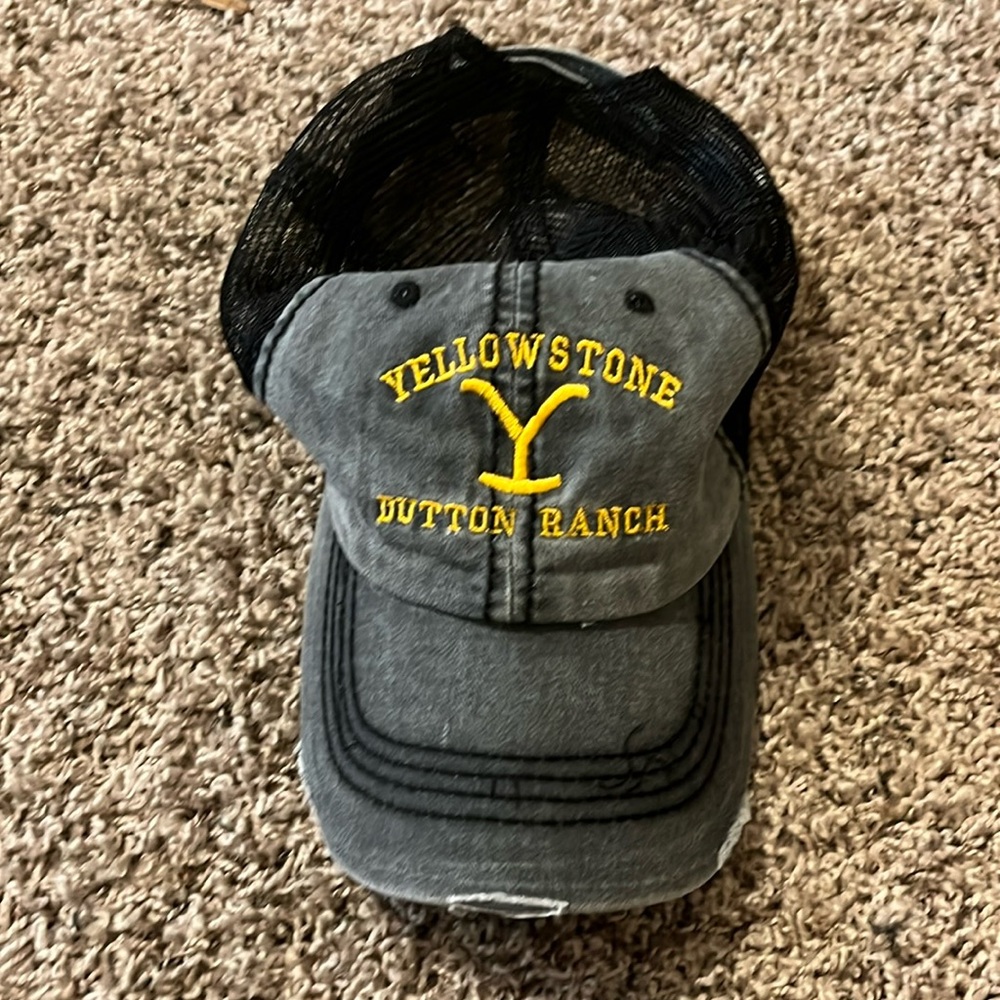 Yellowstone Dutton Ranch Mesh Hat